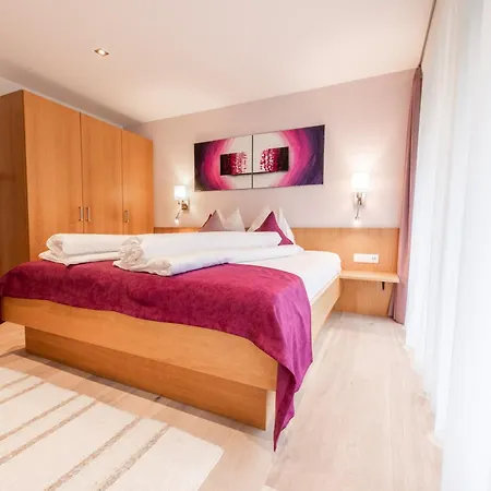 Lapis Monti Apartments & Suites-2
